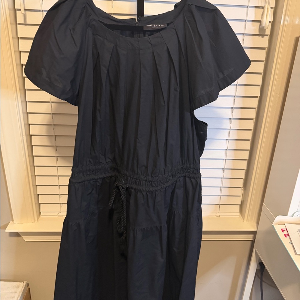 New Without Tag- LB Plus Size- Black Pleated Crew-Neck Midi Dress- Size 24W - Picture 16 of 17